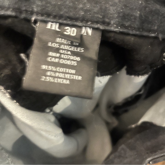 Hudson Super Skinny Jeans Rare Edition Skull Print, Size 30 - Picture 11 of 13